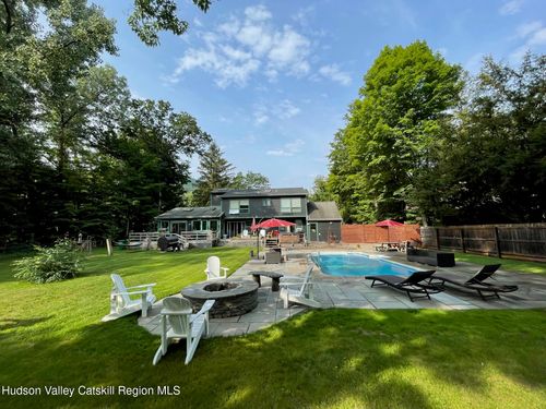 19 Jay St, Phoenicia, NY, 12464-5210 | Card Image