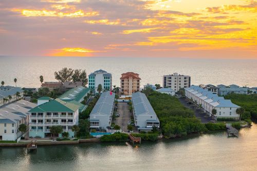 apt-5-19823 Gulf Blvd, INDIAN SHORES, FL, 33785-2344 | Card Image