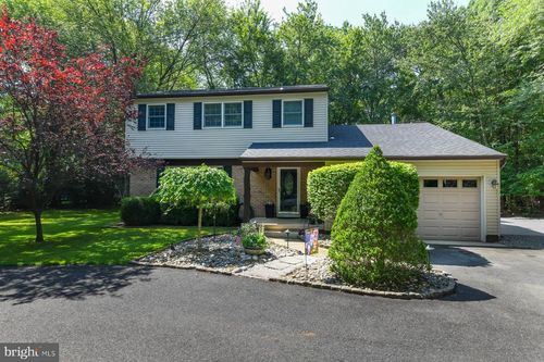 127 Bracken Rd, MEDFORD, NJ, 08055-9141 | Card Image