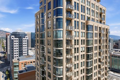 2406-99 W South Temple, Salt Lake City, UT, 84101-4742 | Card Image