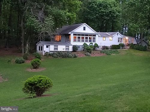 5652 Union Deposit Rd, HARRISBURG, PA, 17111-4706 | Card Image