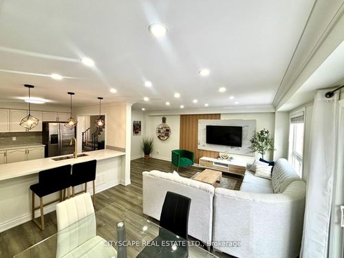 3974 Stardust Dr, Mississauga, ON, L5M8A5 | Card Image