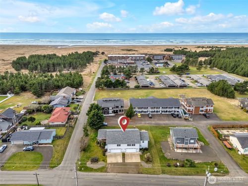 a-and-b-1401 N Ocean Beach Boulevard, Long Beach, WA, 98631 | Card Image