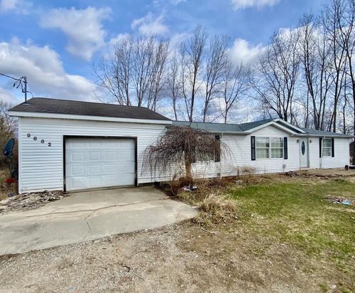 9882 W Drew Rd, Weidman, MI, 48893-9636 | Card Image