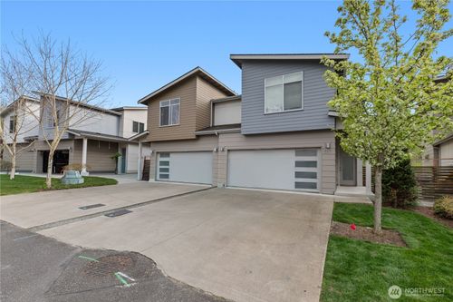 517 Spring Vista Place, Bellingham, WA, 98226 | Card Image