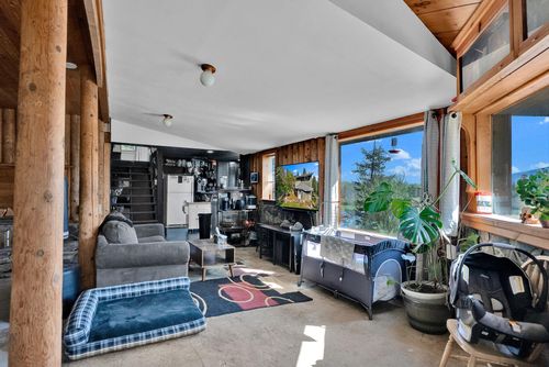 579 Blue Heron Rd, Newport, WA, 99156 | Card Image