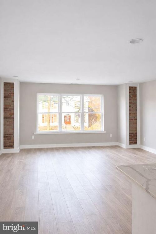 872 Haddon Ave, COLLINGSWOOD, NJ, 08108-1943 | Card Image