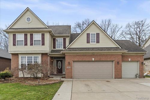 25833 Cove Creek Dr, Taylor, MI, 48180-7544 | Card Image