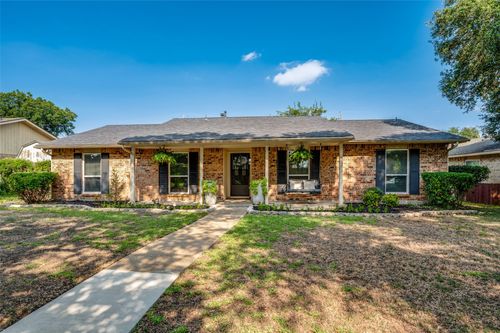 5004 Green Oaks Dr, Plano, TX, 75023-5024 | Card Image