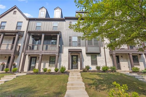 125 Climbing Ivy Cir, Fayetteville, GA, 30214-1911 | Card Image