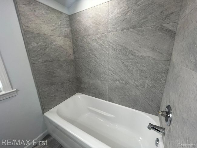 21128 Kenmore Ave, House other with 4 bedrooms, 2 bathrooms and null parking in Harper Woods MI | Image 13