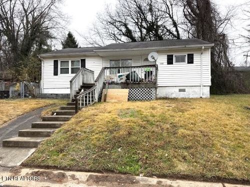 108 Jasper Ln, Oak Ridge, TN, 37830-3603 | Card Image