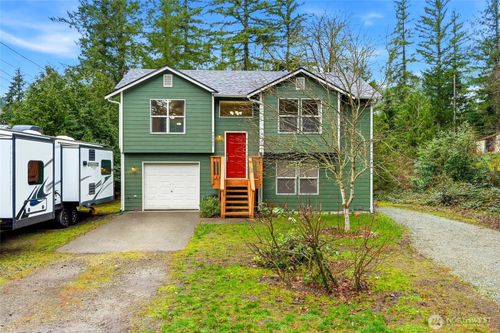 44525 Pine Rd, Gold Bar, WA, 98251-9134 | Card Image