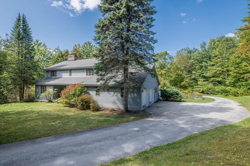 81 Windward Hl, Dorset, VT, 05251 | Card Image