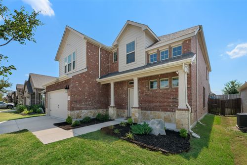 11000 Canyon Mine Dr, Aubrey, TX, 76227-4194 | Card Image