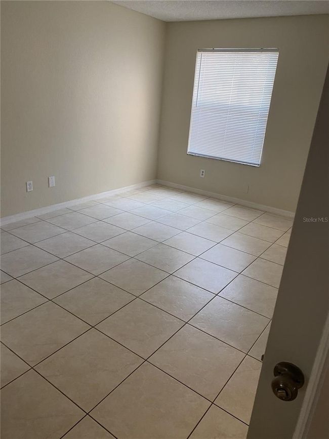 APT-1615 - 4524 Commander Dr, Condo with 2 bedrooms, 1 bathrooms and null parking in ORLANDO FL | Image 8