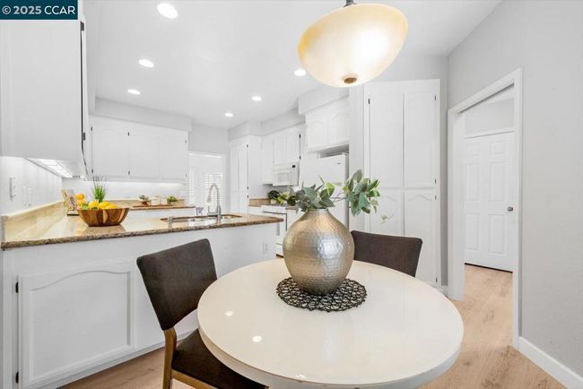 1359 Shell Ln, Townhouse with 3 bedrooms, 3 bathrooms and 2 parking in Clayton CA | Image 19