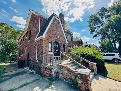 17606 Roselawn St, Detroit, MI, 48221-4512 | Card Image
