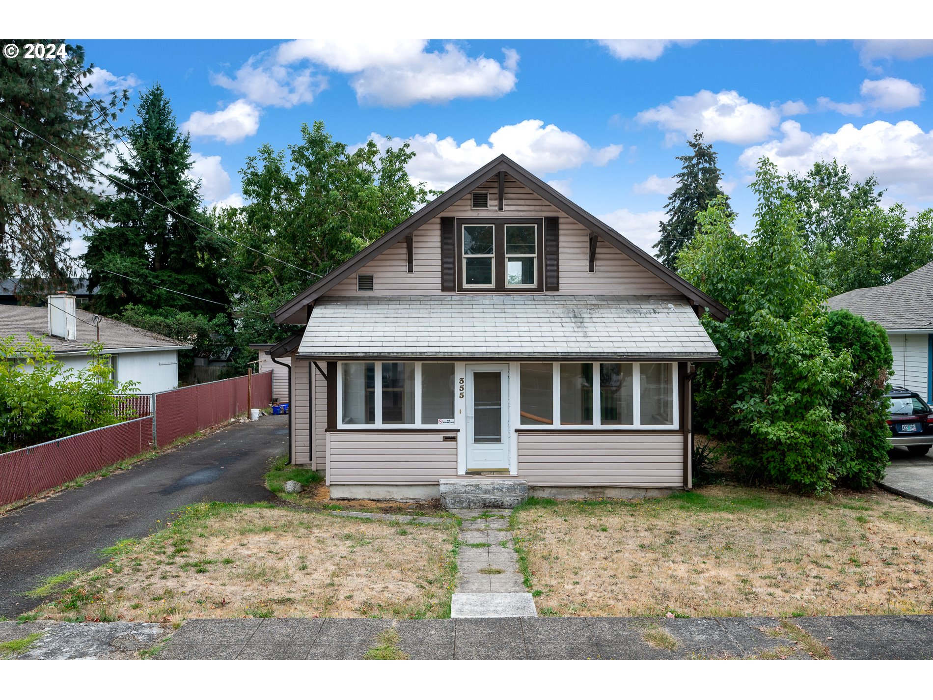 Exeter St, Gladstone, OR 97027