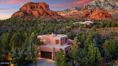 30 W Gunsmoke Rd, Sedona, AZ, 86336-3775 | Card Image