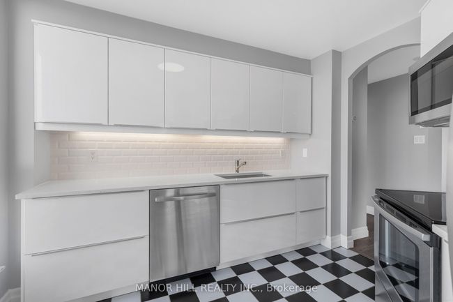 1410 - 2285 Lake Shore Blvd W, Condo with 1 bedrooms, 1 bathrooms and null parking in Etobicoke ON | Image 7