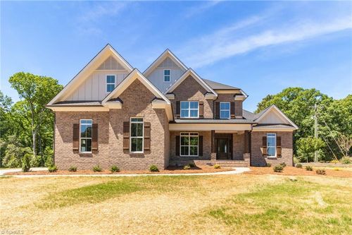 4011 Estate Dr, Lewisville, NC, 27023-8397 | Card Image