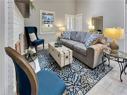 149 Stonebridge Rd, Purlear, NC, 28665-9213 | Card Image