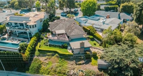 730 Saint James Pl, Newport Beach, CA, 92663-5835 | Card Image