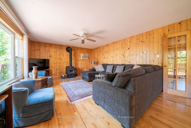 518 Mazinaw Lake, House other with 3 bedrooms, 1 bathrooms and null parking in Cloyne ON | Image 16