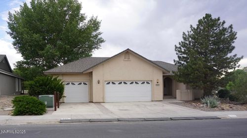 777 Divot Dr, Fernley, NV, 89408-6677 | Card Image