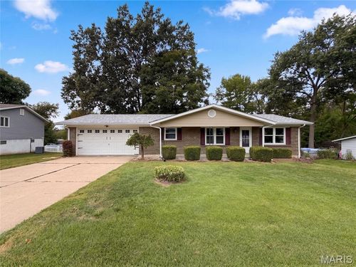 1621 Christy Drive, St Charles, MO, 63303 | Card Image