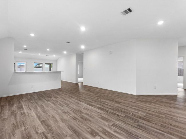 2011 Heather Ridge Way, House other with 4 bedrooms, 2 bathrooms and 3 parking in Rosenberg TX | Image 4