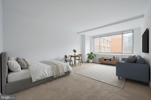 apt-626-1111 Arlington Blvd, ARLINGTON, VA, 22209-3205 | Card Image