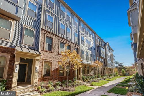 609 Percy Pl, MANASSAS PARK, VA, 20111 | Card Image