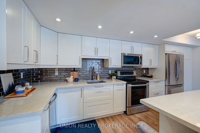 317 - 1091 Kingston Rd, Condo with 3 bedrooms, 3 bathrooms and null parking in Scarborough ON | Image 14