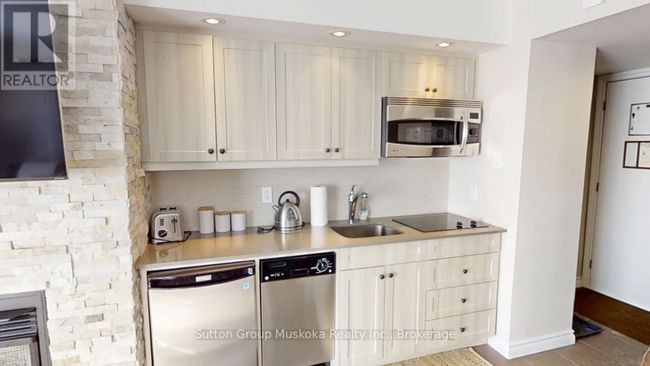 53-303 Summit Lodge Drive, Condo with 1 bedrooms, 1 bathrooms and 1 parking in Huntsville (Chaffey) ON | Image 9