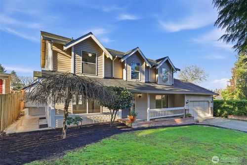 15931 22nd Avenue Sw, Burien, WA, 98166 | Card Image