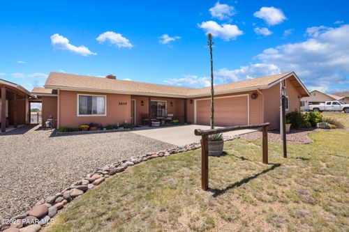 2605 W Bobwhite Ln, Chino Valley, AZ, 86323-4972 | Card Image