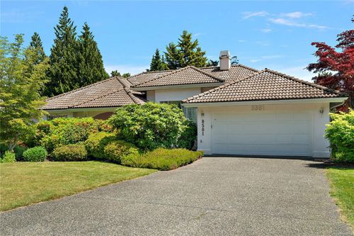8581 Cathedral Pl, North Saanich, BC, V8L5E1 | Card Image