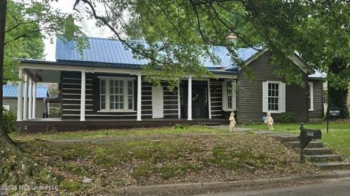 265 E Falconer Ave, Holly Springs, MS, 38635-2439 | Card Image