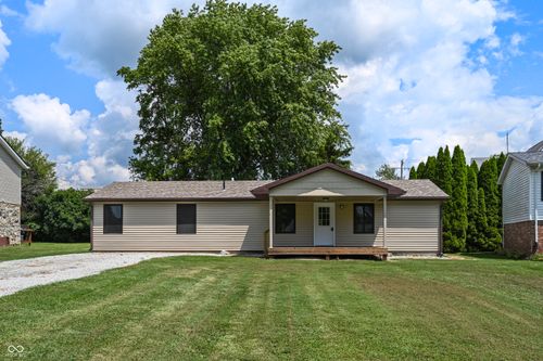 605 E Char Lou Dr, Greensburg, IN, 47240-2127 | Card Image