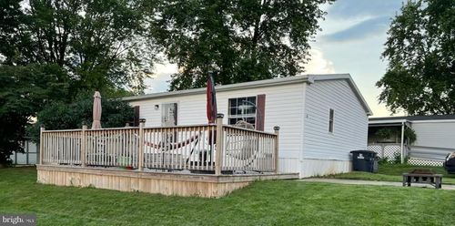 28 Hearth Dr, EAST EARL, PA, 17519-9237 | Card Image