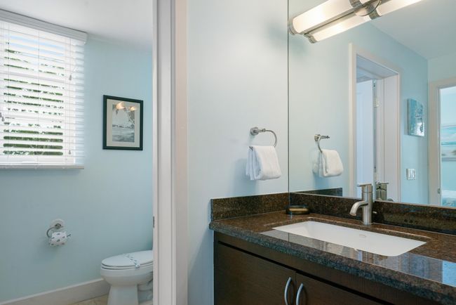 Hall bath | Image 20