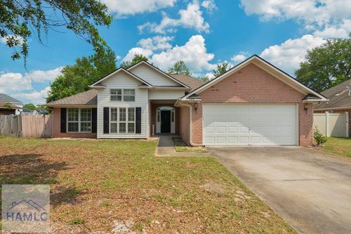 155 Wayfair Ln, Hinesville, GA, 31313-8307 | Card Image