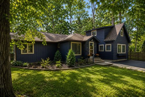 217 Wander Way, Lake In The Hills, IL, 60156-4706 | Card Image