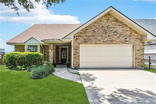 4500 Hessmer Ave, Metairie, LA, 70002-1526 | Card Image