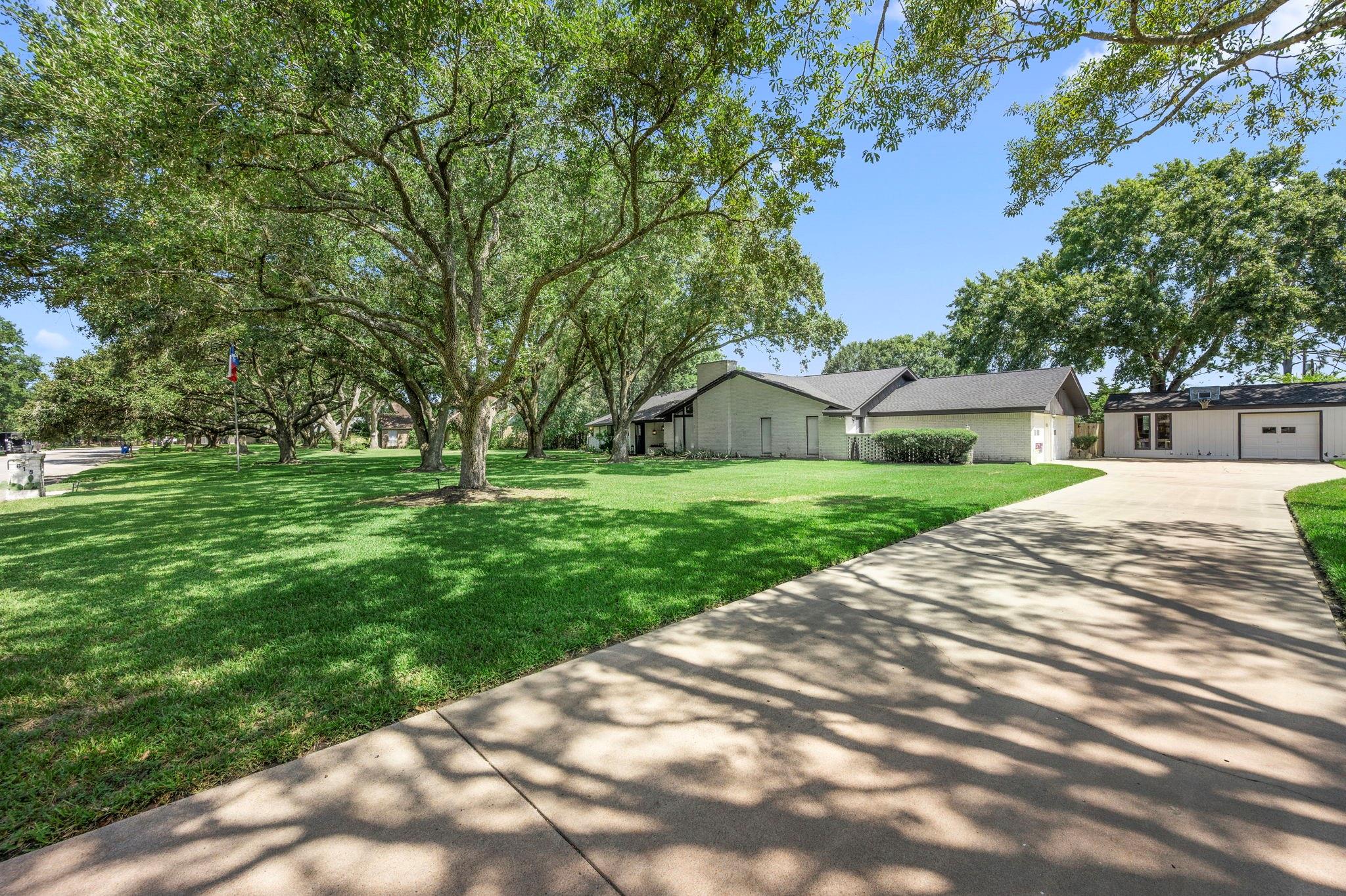 Residential in Eagle Lake 5