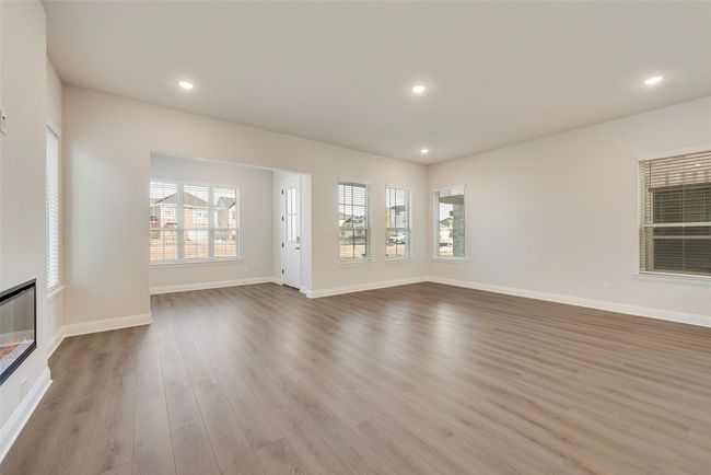 7121 Daytona Mews, House other with 3 bedrooms, 3 bathrooms and null parking in Rowlett TX | Image 7