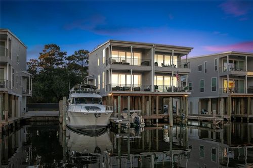 a-973 Marina Blvd, Mandeville, LA, 70471-1526 | Card Image