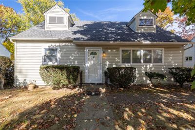 91 State Avenue, House other with 4 bedrooms, 1 bathrooms and null parking in Wyandanch NY | Image 3